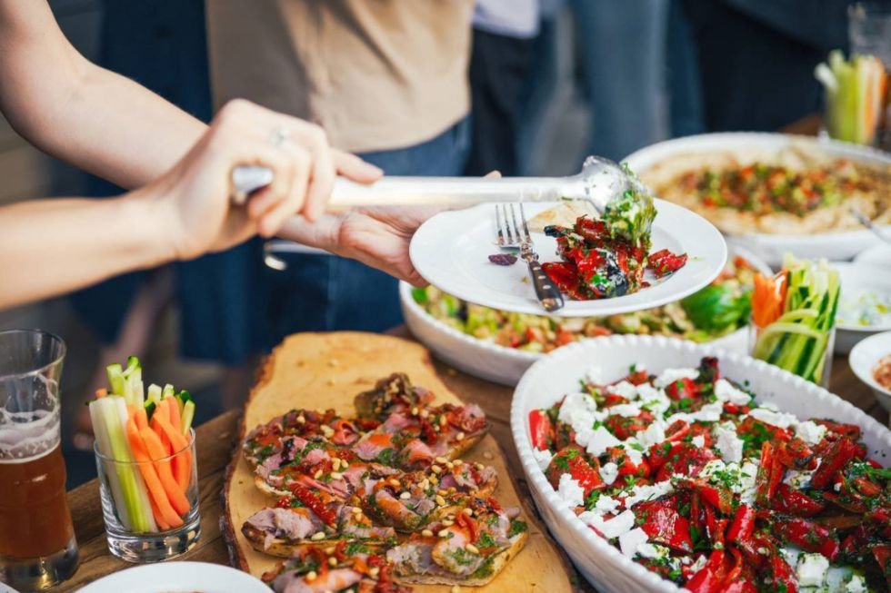 Cómo evitar tirar comida, puede revolucionar un negocio de hostelería