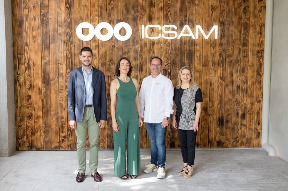Visita del alcalde de Gandia a ICSAM - Photocall