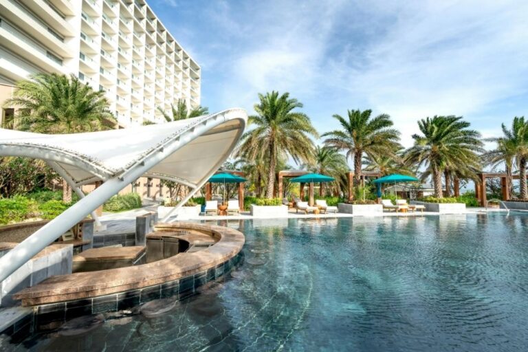 Imagen piscina hotel