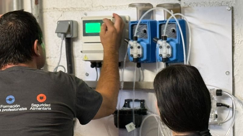 Imagen de instalación de panel de control de Legionella