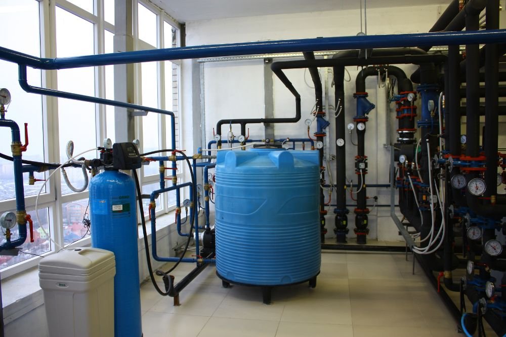 Imagen de instalación de sistema de agua caliente de una empresa